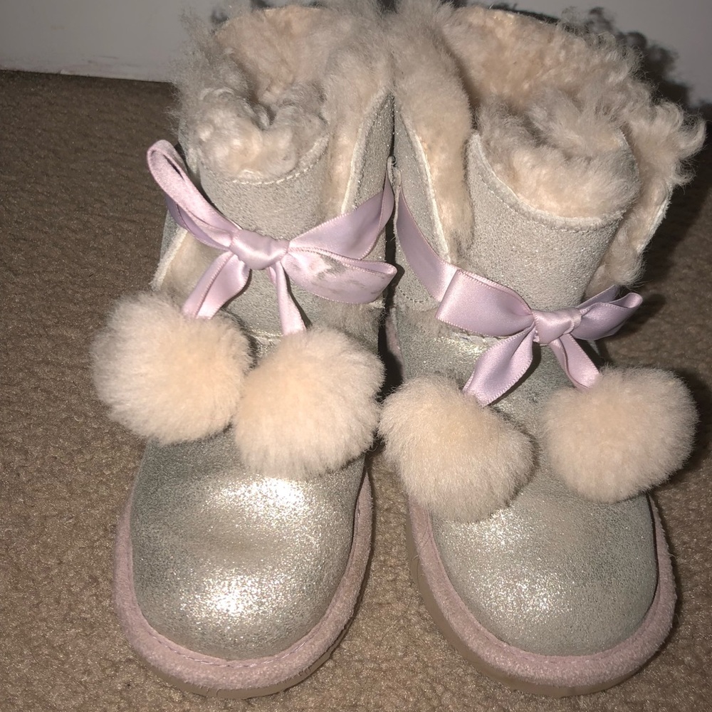Girls size 13 Ugg boots